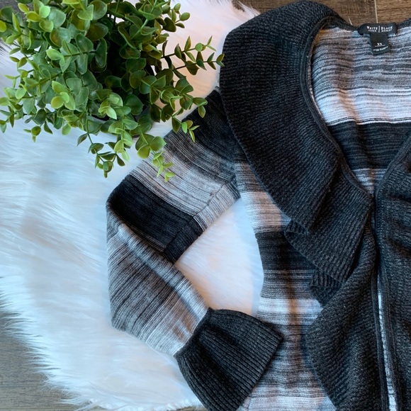 ❤️SOLD WHBM wool ruffle cardigan sweater - Picture 3 of 7